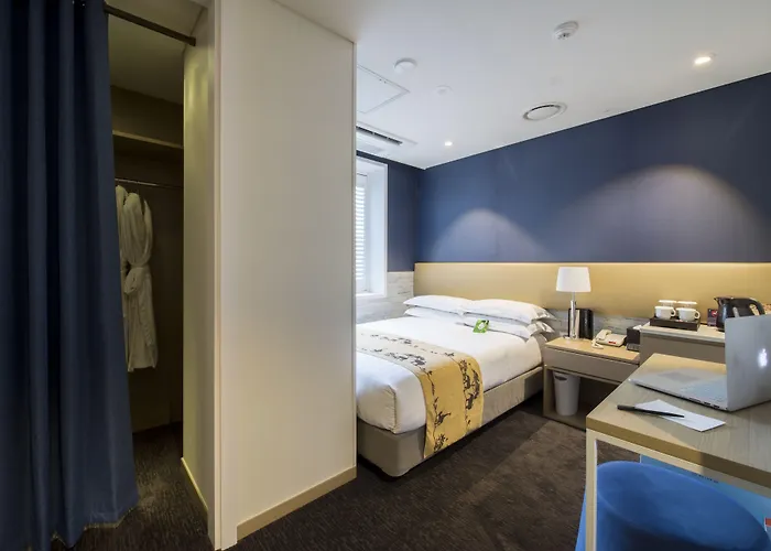 Hotel The Grand Myeongdong
